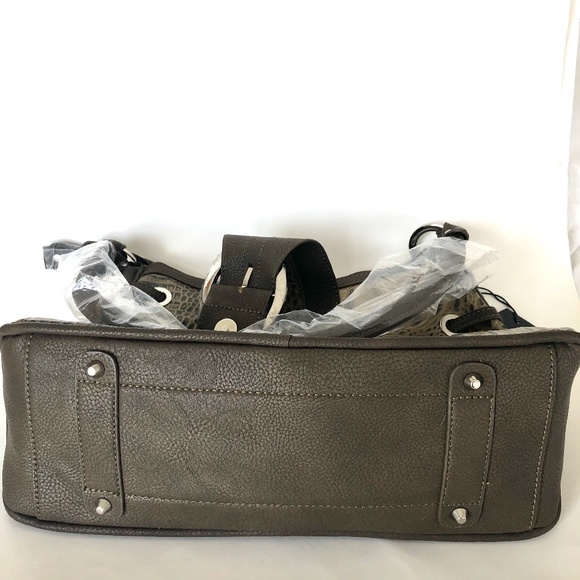 M.C. Marc Chantal Snakeskin Design Olive bag NWT - Picture 8 of 13